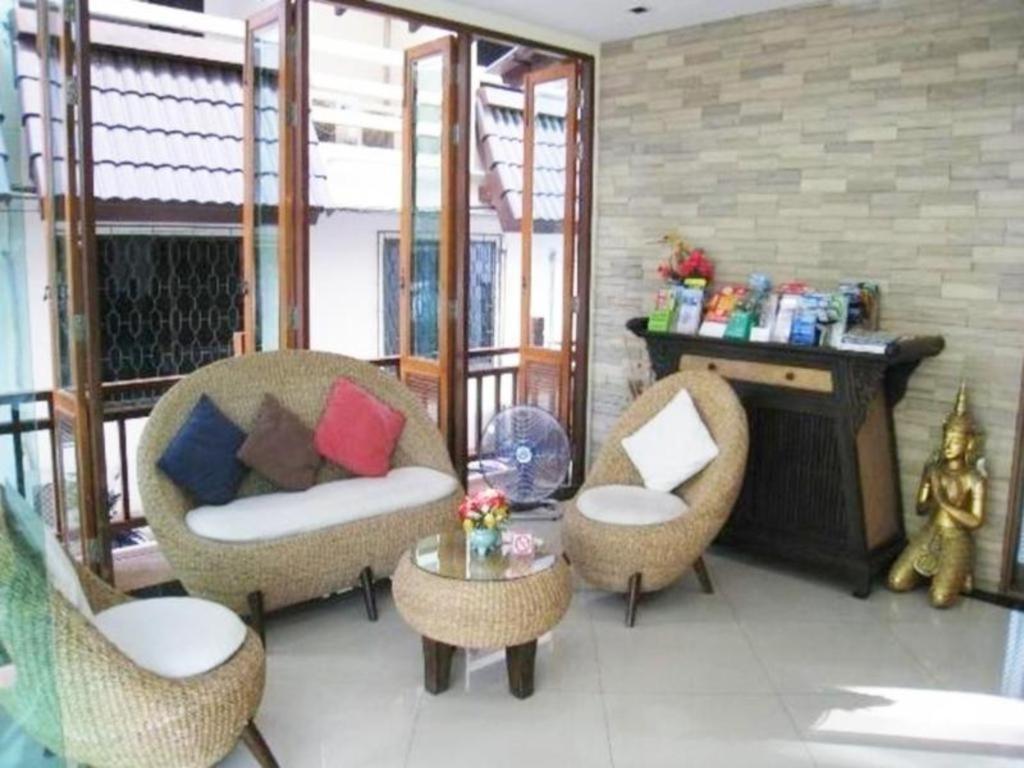 Hotel Baan Sila Pattaya Exterior foto